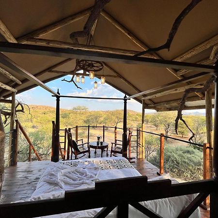 אומרורו Ondudu Safari Lodge מראה חיצוני תמונה