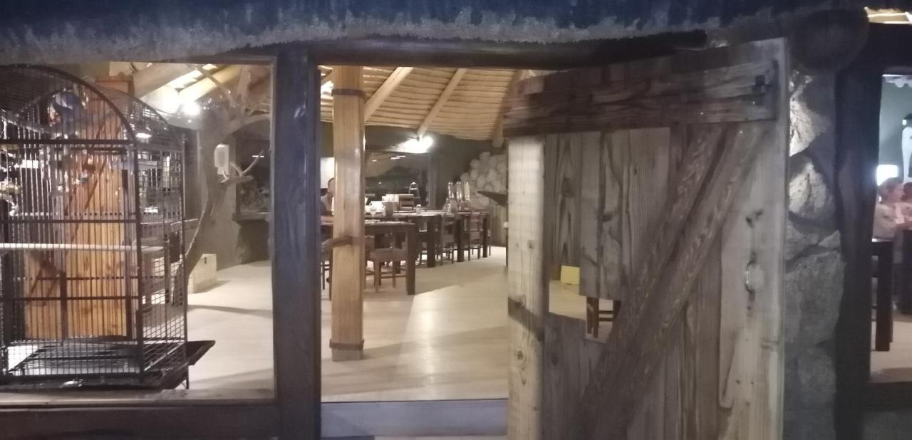 אומרורו Ondudu Safari Lodge מראה חיצוני תמונה
