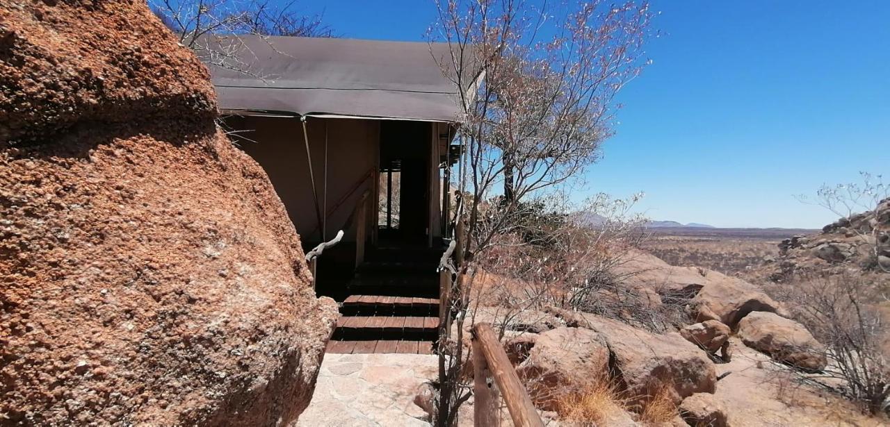 אומרורו Ondudu Safari Lodge מראה חיצוני תמונה