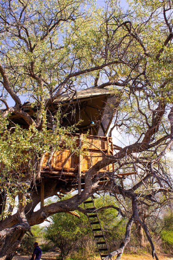 אומרורו Ondudu Safari Lodge מראה חיצוני תמונה